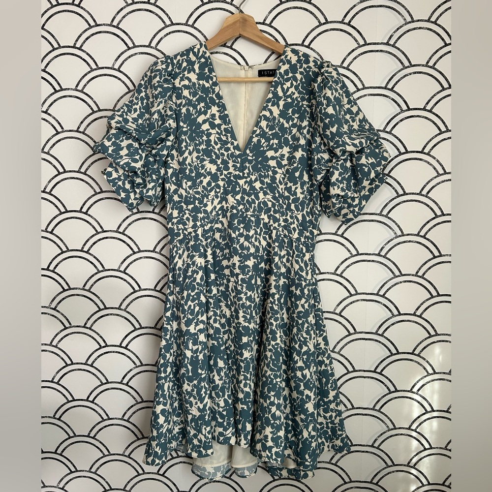 1.STATE Women's Printed V-Neck Tiered Bubble Puff Sleeve Mini Blue Dress